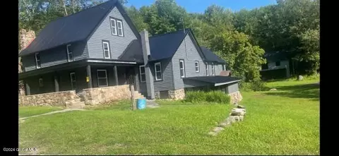 231 Scofield Rd, Lake Luzerne, NY 12846