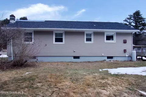 Exterior - 79 Hamilton Ave, Corinth, NY 12822 photo 6 of 10