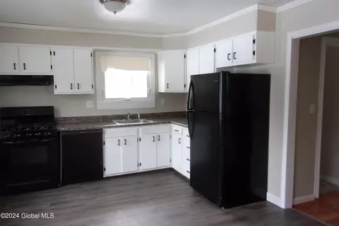 Kitchen - 79 Hamilton Ave, Corinth, NY 12822 photo 1 of 2