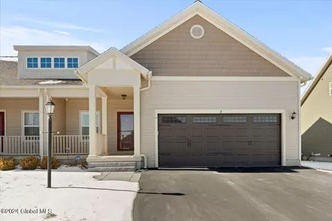 3 Weston Way, Malta, NY 12020