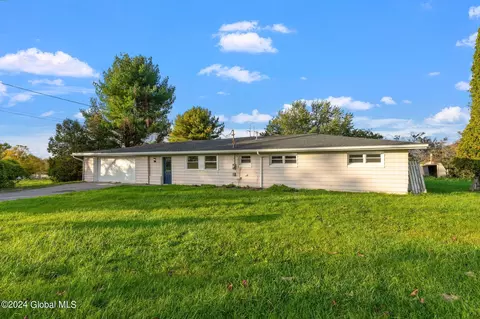 605 Pattersonville Rd, Pattersonville, NY 12137