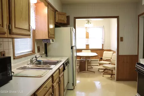 Kitchen - 231 Fifteenth St, Schenectady, NY 12306 photo 1 of 4