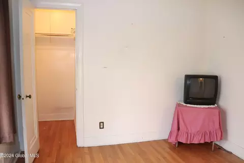Bedroom - 231 Fifteenth St, Schenectady, NY 12306 photo 8 of 11