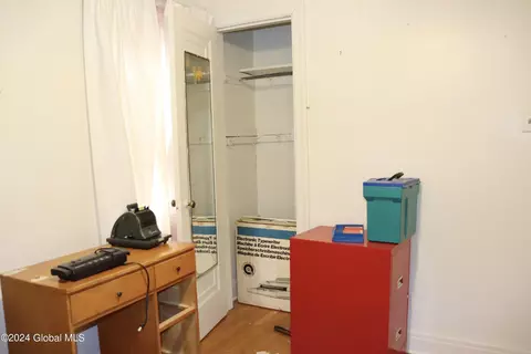 Bedroom - 231 Fifteenth St, Schenectady, NY 12306 photo 6 of 11