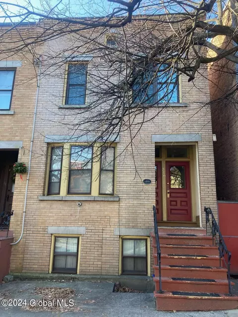 316 Hudson Ave, Albany, NY 12210