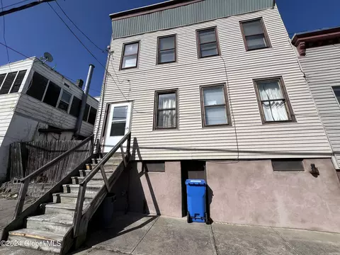 45 Sloan St, Albany, NY 12202