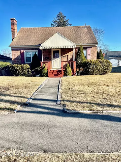 24 Corlaer Ave, Schenectady, NY 12304