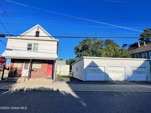 1801 Foster Ave, Schenectady, NY 12308