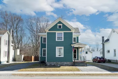 24 School St, Hudson Falls, NY 12839