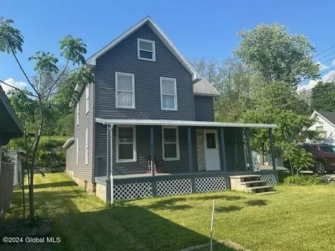 58 Young Ave, Fort Johnson, NY 12070