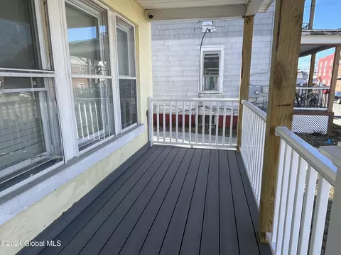 Exterior - 1334 7th Ave, Schenectady, NY 12303 photo 5 of 7