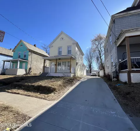1334 7th Ave, Schenectady, NY 12303