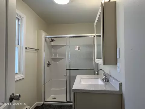 Bath - 1334 7th Ave, Schenectady, NY 12303 photo 1 of 4