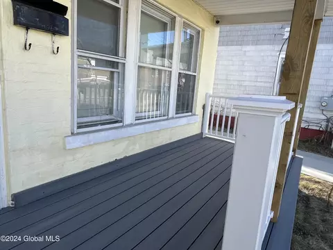 Exterior - 1334 7th Ave, Schenectady, NY 12303 photo 4 of 7
