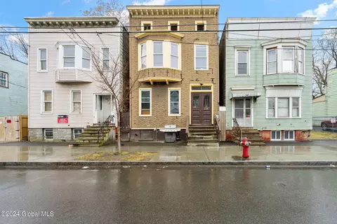 358 2nd St, Albany, NY 12206