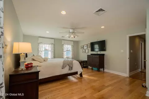 Bedroom - 1341 Partridge Dr, Castleton On Hudson, NY 12033 photo 2 of 8