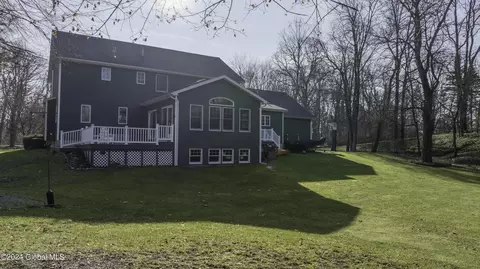 Exterior - 1341 Partridge Dr, Castleton On Hudson, NY 12033 photo 18 of 25