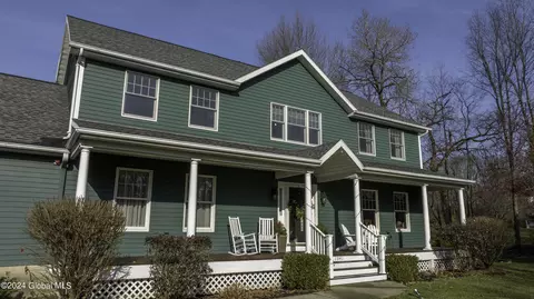 Exterior - 1341 Partridge Dr, Castleton On Hudson, NY 12033 photo 11 of 25