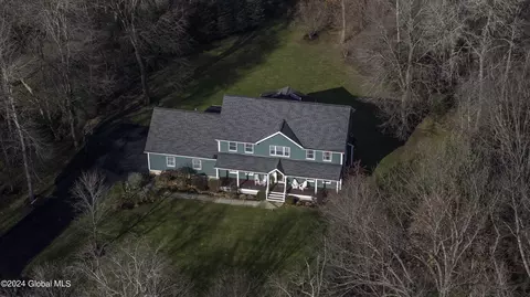 Exterior - 1341 Partridge Dr, Castleton On Hudson, NY 12033 photo 15 of 25
