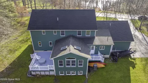 View/Area - 1341 Partridge Dr, Castleton On Hudson, NY 12033 photo 11 of 12