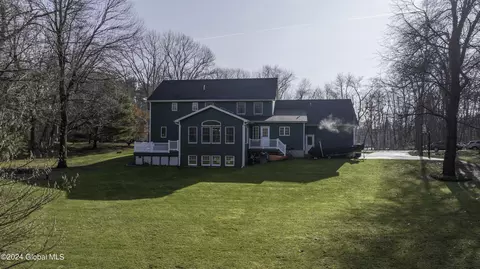 Exterior - 1341 Partridge Dr, Castleton On Hudson, NY 12033 photo 23 of 25