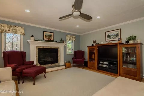 Living - 1341 Partridge Dr, Castleton On Hudson, NY 12033 photo 10 of 17