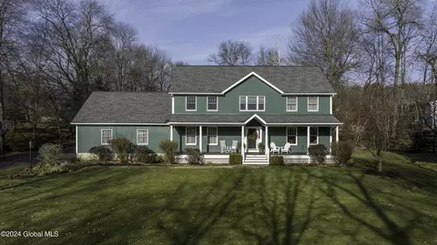 Exterior - 1341 Partridge Dr, Castleton On Hudson, NY 12033 photo 9 of 25