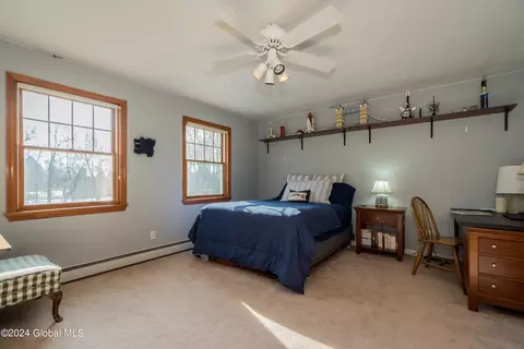 Bedroom - 1341 Partridge Dr, Castleton On Hudson, NY 12033 photo 6 of 8