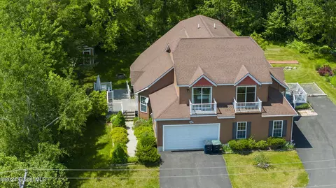 945 Us 9, Schroon Lake, NY 12870