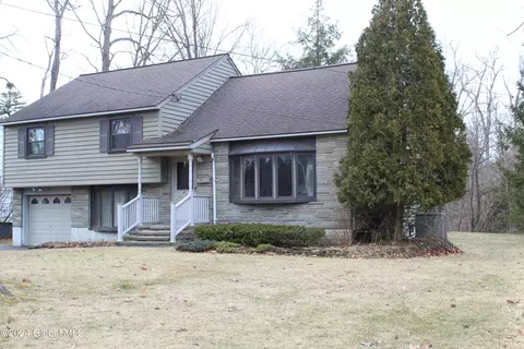 45 Woodside Dr, Glenville, NY 12302 photo 4