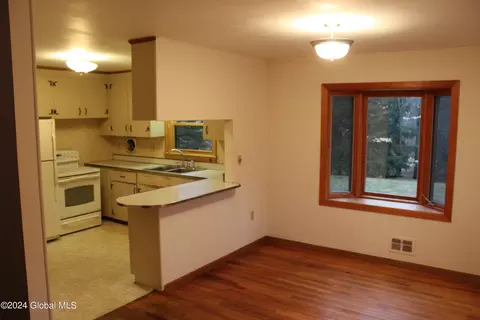 45 Woodside Dr, Glenville, NY 12302 photo 11