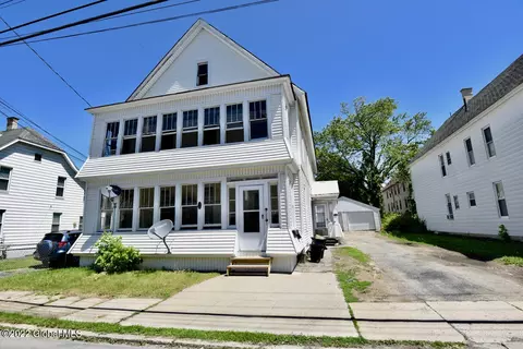 48 Milton Ave, Amsterdam, NY 12010