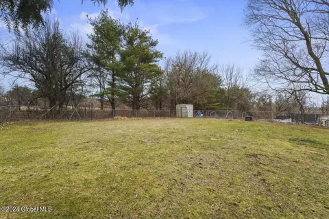 Exterior - 2001 New Scotland Rd, Slingerlands, NY 12159 photo 11 of 15