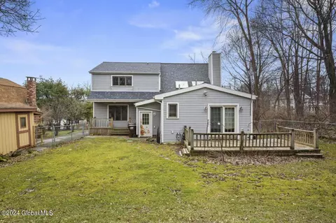 Exterior - 2001 New Scotland Rd, Slingerlands, NY 12159 photo 3 of 15