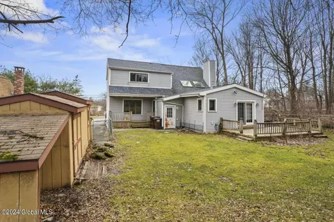 Exterior - 2001 New Scotland Rd, Slingerlands, NY 12159 photo 9 of 15