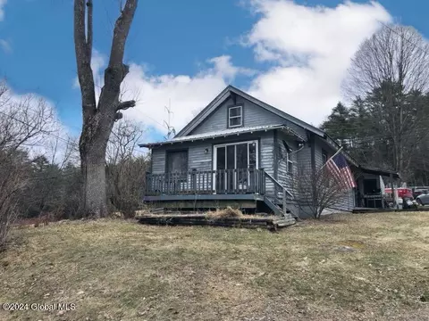 57 Alden Ave, Warrensburg, NY 12885