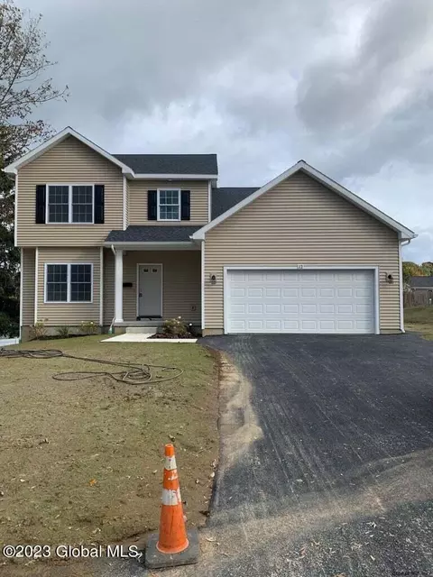 6 Landor Ln # A, Cohoes, NY 12047