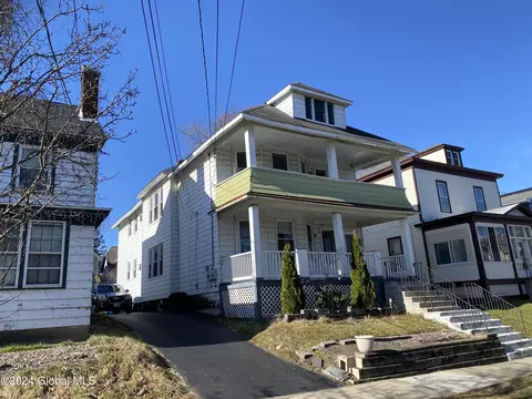 522 Warren St, Albany, NY 12208