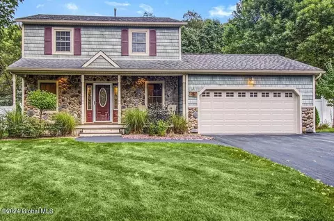 1038 Laural Ln, Ballston Spa, NY 12020