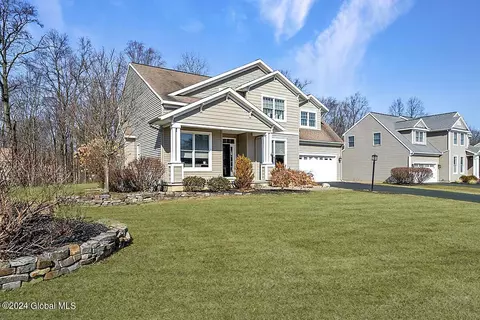 53 Sterling Heights Dr, Clifton Park, NY 12065