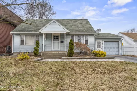 1005 Spruce St, Schenectady, NY 12306