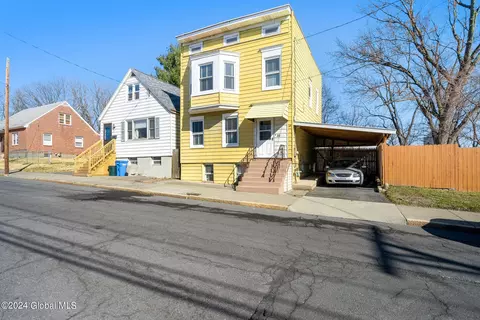 89 Mccarty Ave, Albany, NY 12202