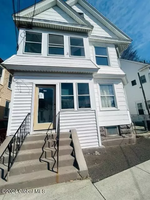 139 Duane Ave, Schenectady, NY 12307