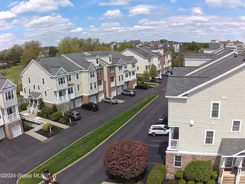 3208 Admirals Walk Dr, Cohoes, NY 12047