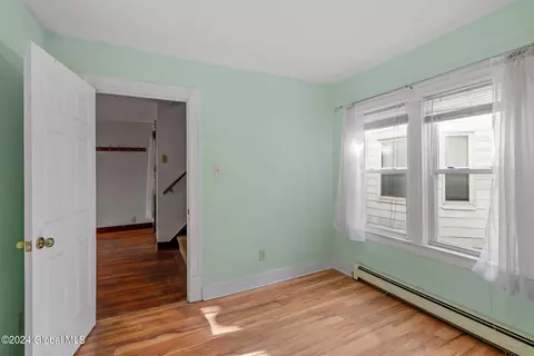 440 Fourth St, Schenectady, NY 12306 photo 14