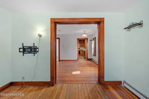 440 Fourth St, Schenectady, NY 12306 photo 8
