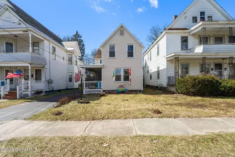 440 Fourth St, Schenectady, NY 12306 photo 3