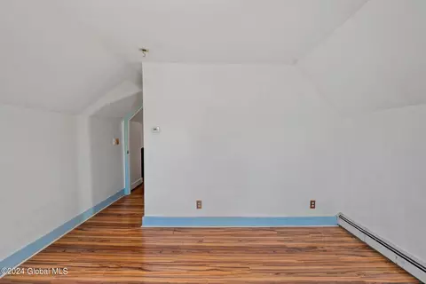440 Fourth St, Schenectady, NY 12306 photo 28