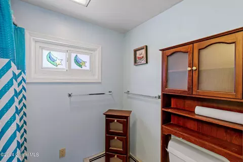 440 Fourth St, Schenectady, NY 12306 photo 12