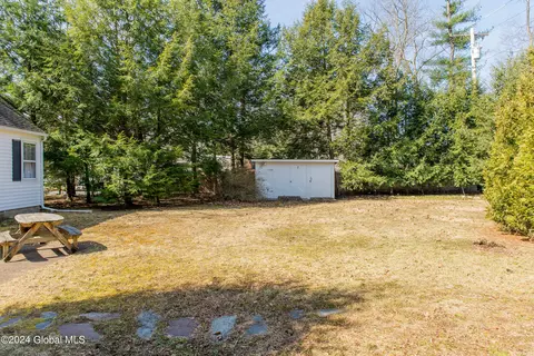 147 Willow Ln, Glenville, NY 12302 photo 35